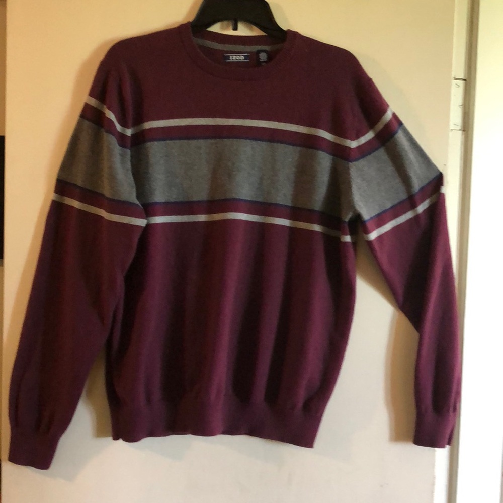 Izod Men’s Sweater Burgundy, Gray & Blue Size Lg